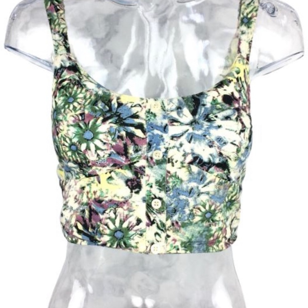 Button-up daisy Crop Top